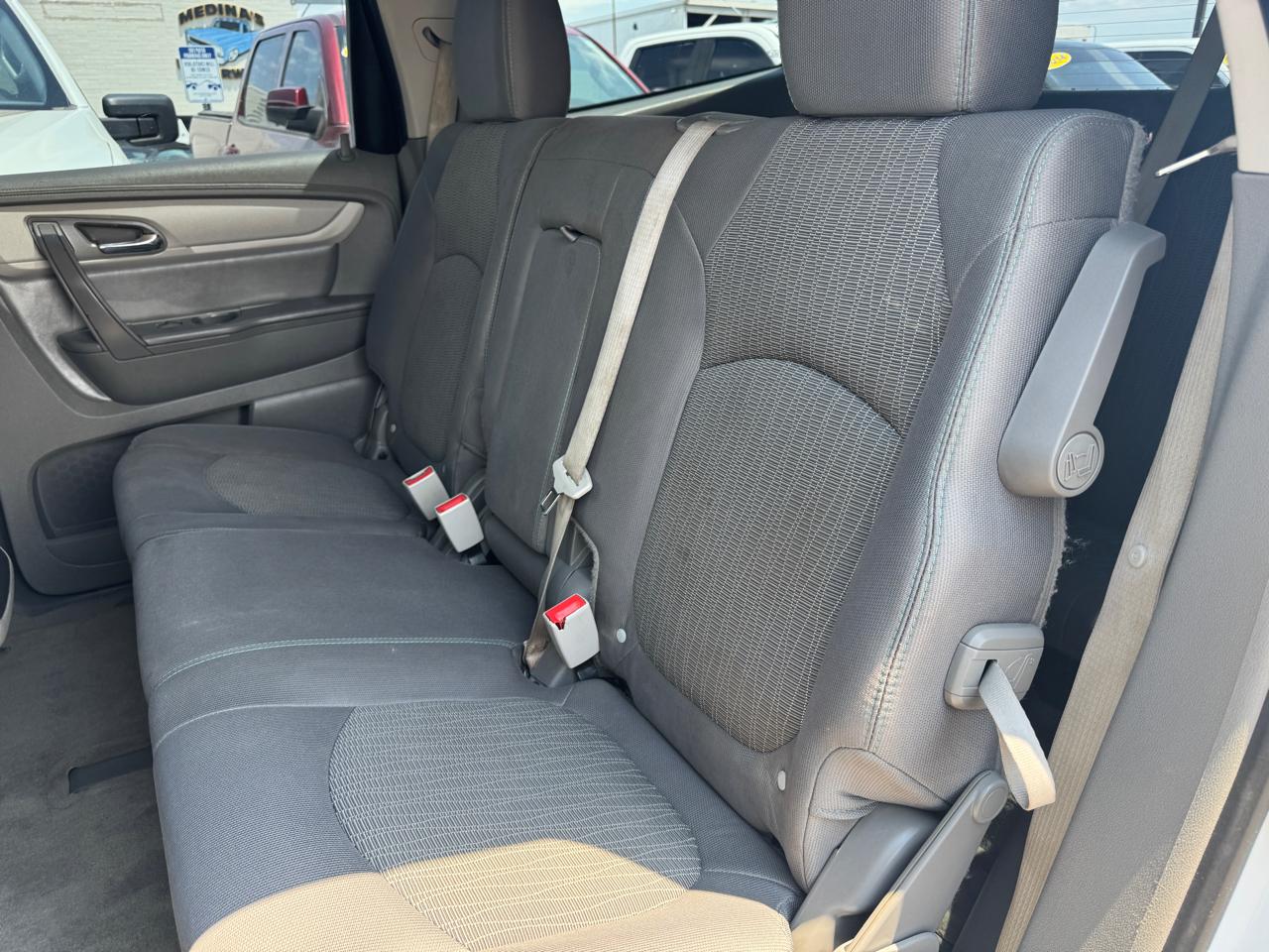 Chevrolet Traverse FWD 4dr LS w/1LS 2016