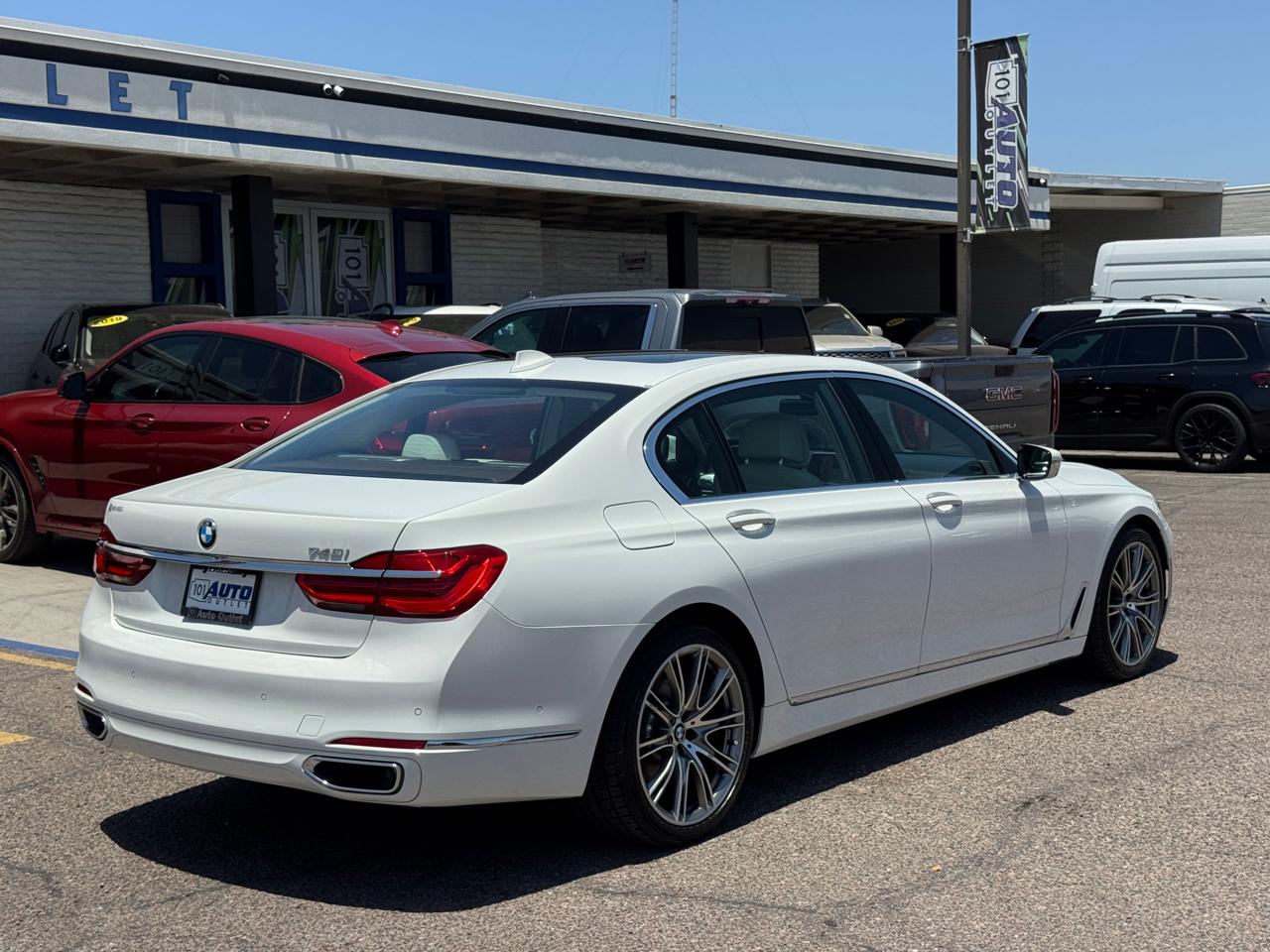 BMW 7 Series 4dr Sdn 740i RWD 2016