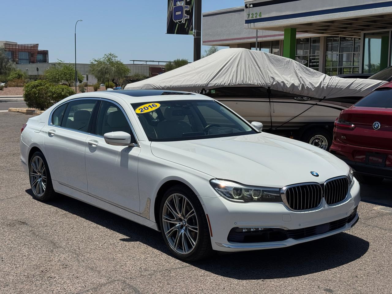 BMW 7 Series 4dr Sdn 740i RWD 2016