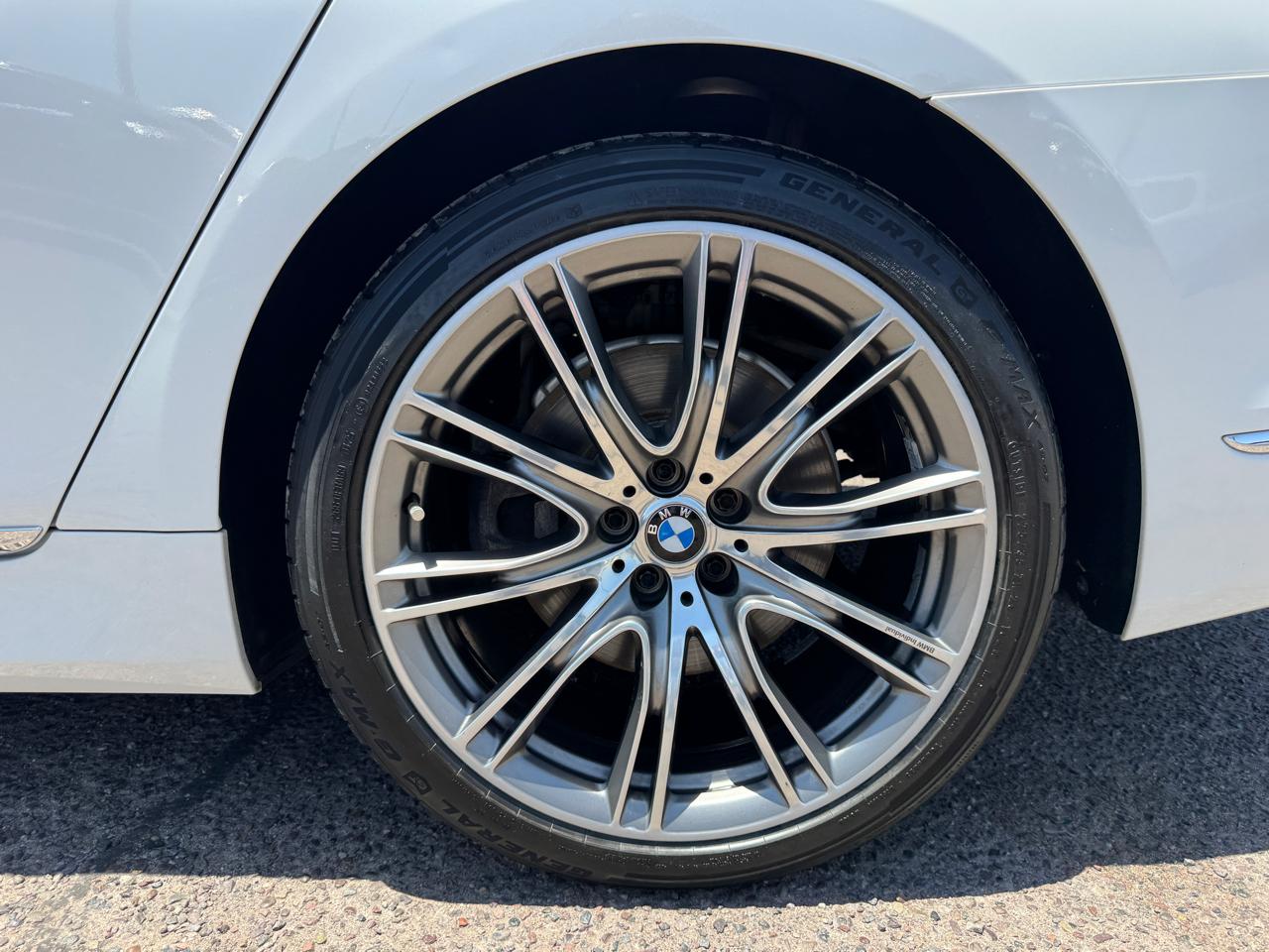 BMW 7 Series 4dr Sdn 740i RWD 2016