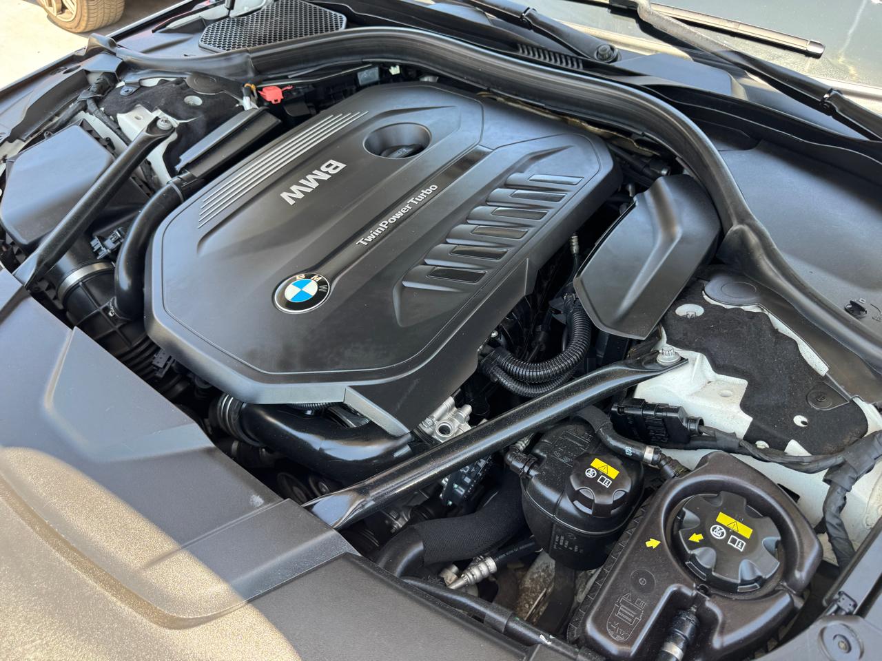 BMW 7 Series 4dr Sdn 740i RWD 2016