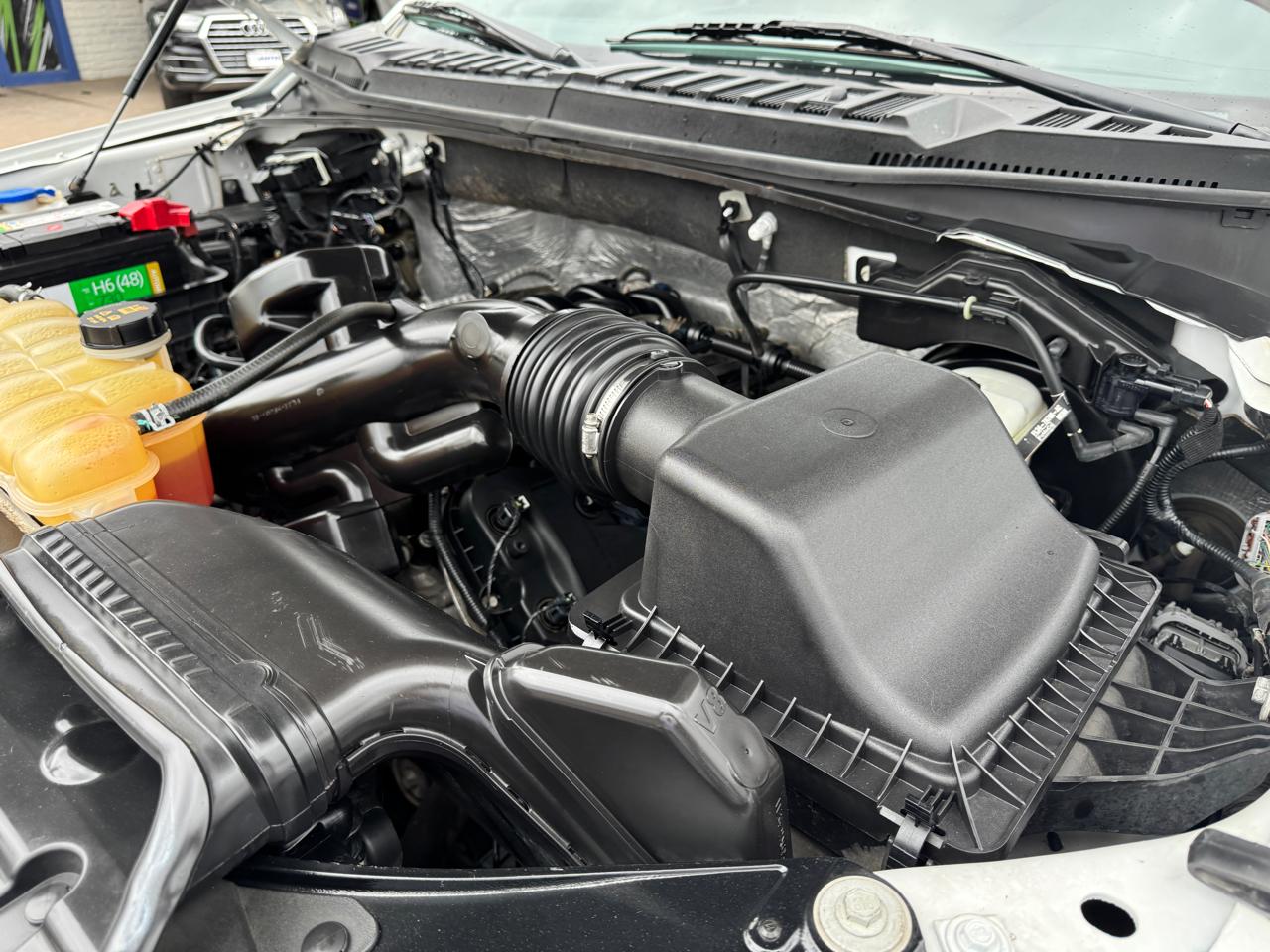 Ford F-150 4WD SuperCrew 145" XLT 2015