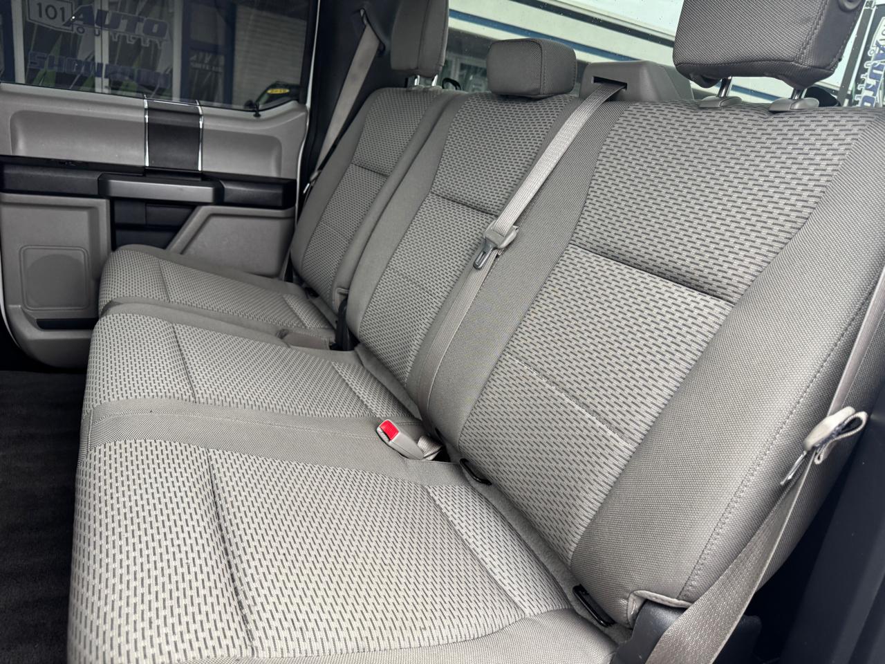 Ford F-150 4WD SuperCrew 145" XLT 2015