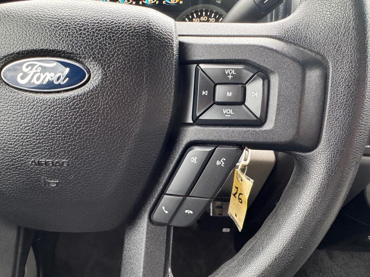Ford F-150 4WD SuperCrew 145" XLT 2015