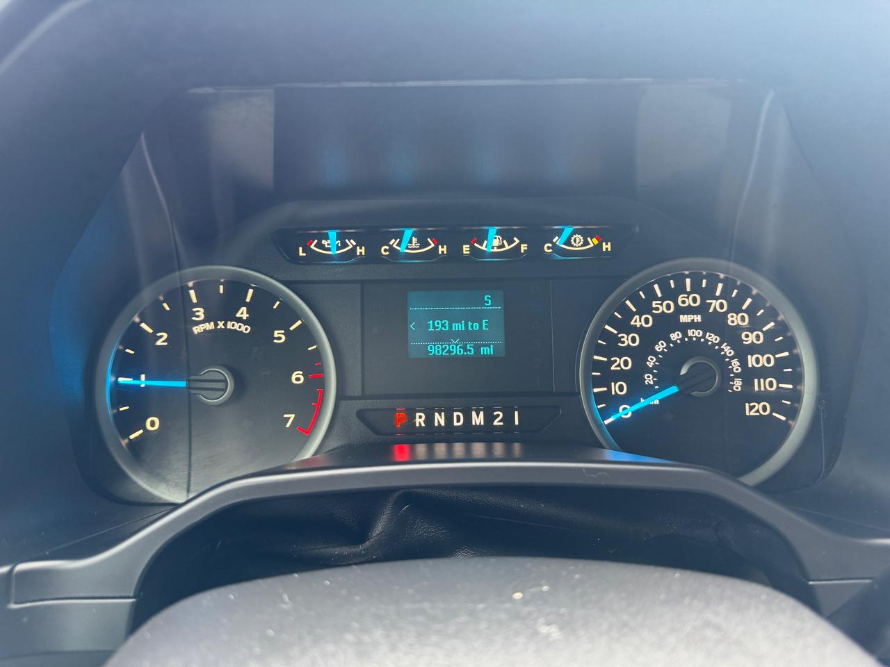 Ford F-150 4WD SuperCrew 145" XLT 2015