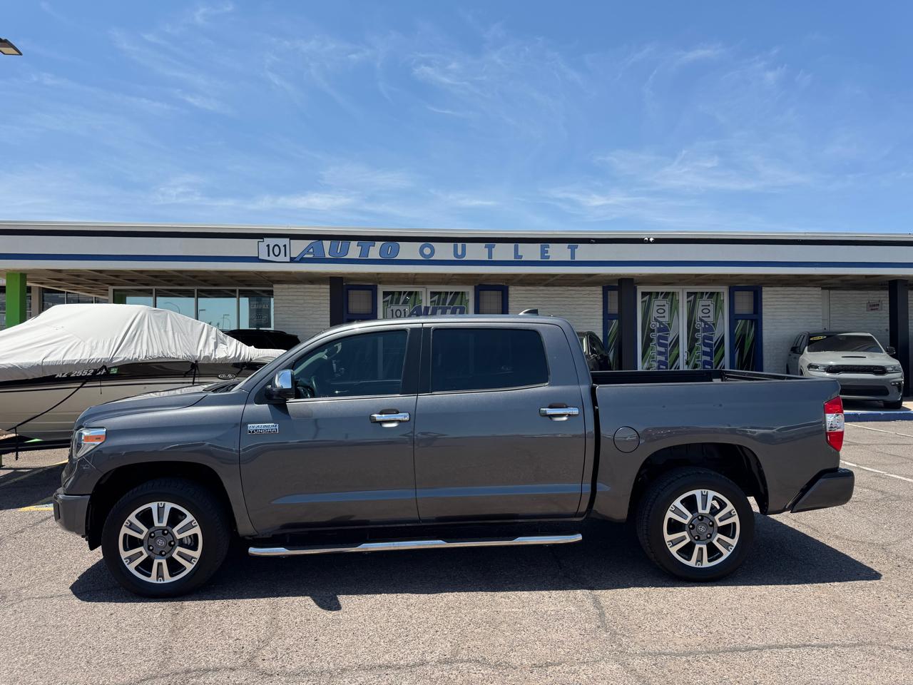 Toyota Tundra 4WD Platinum CrewMax 5.5' Bed 5.7L (Natl) 2020
