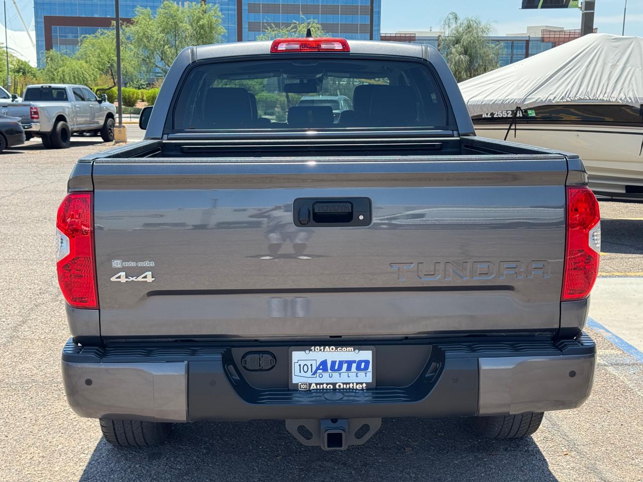 Toyota Tundra 4WD Platinum CrewMax 5.5' Bed 5.7L (Natl) 2020