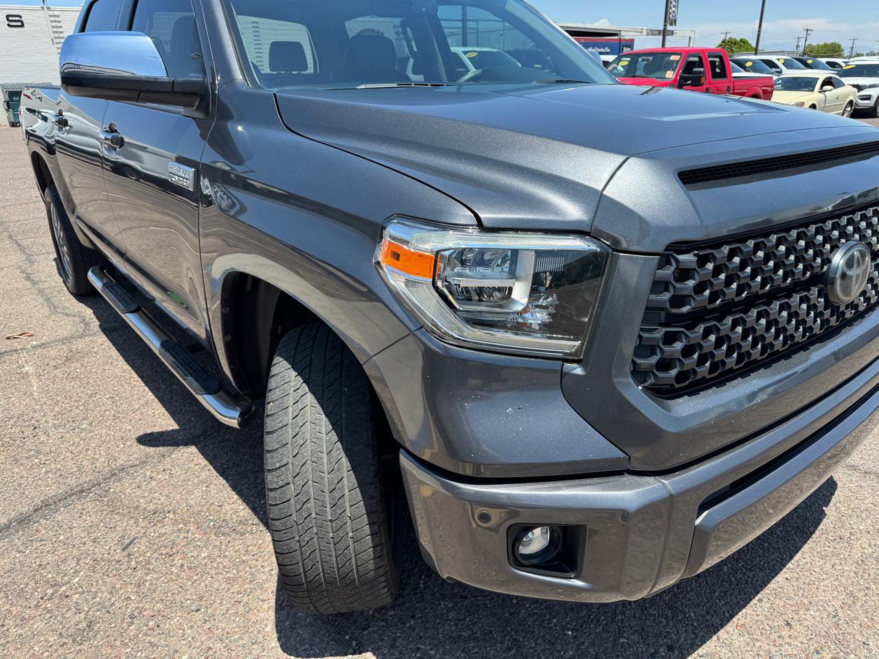 Toyota Tundra 4WD Platinum CrewMax 5.5' Bed 5.7L (Natl) 2020