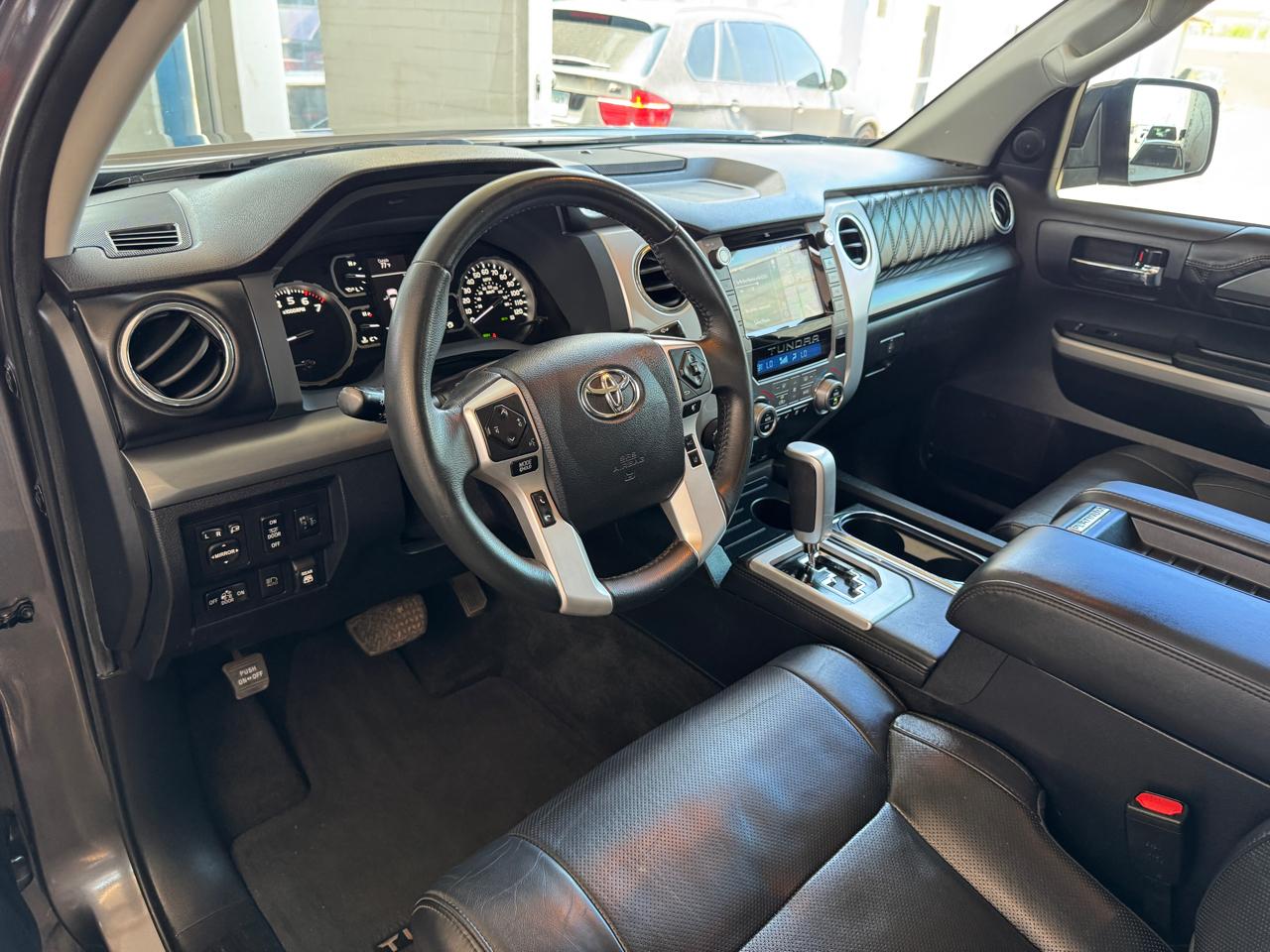 Toyota Tundra 4WD Platinum CrewMax 5.5' Bed 5.7L (Natl) 2020