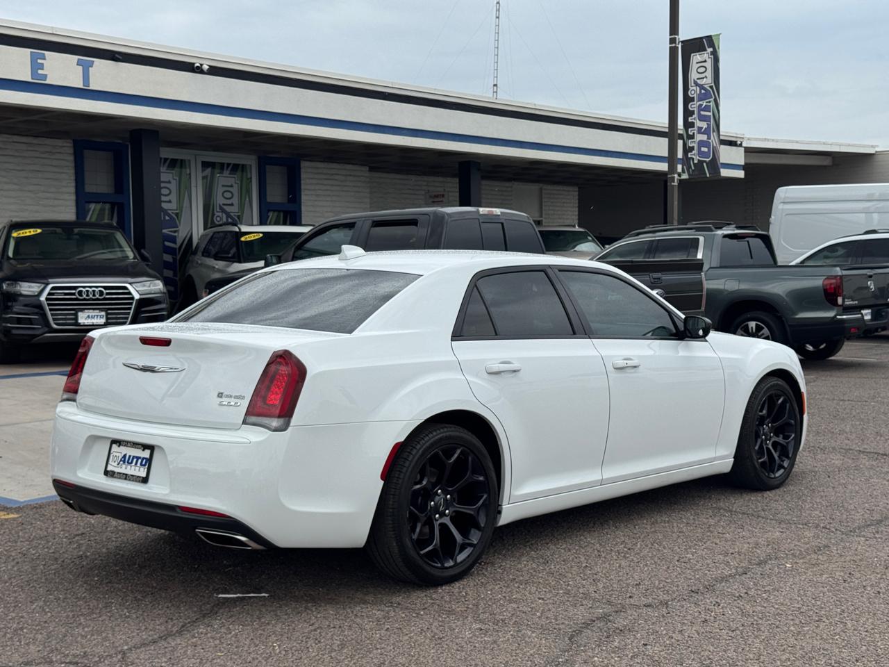 Chrysler 300 Touring RWD 2019