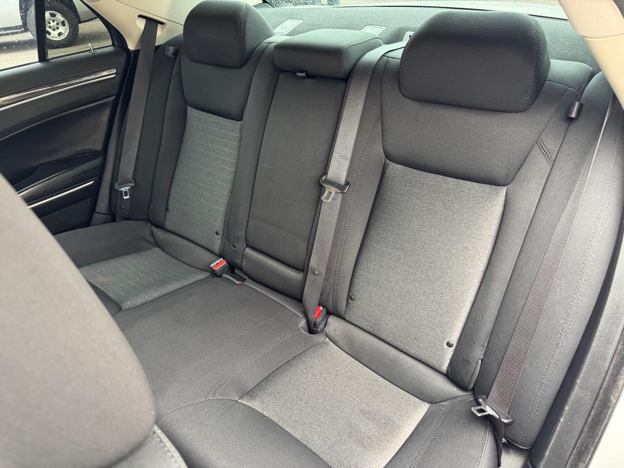 Chrysler 300 Touring RWD 2019