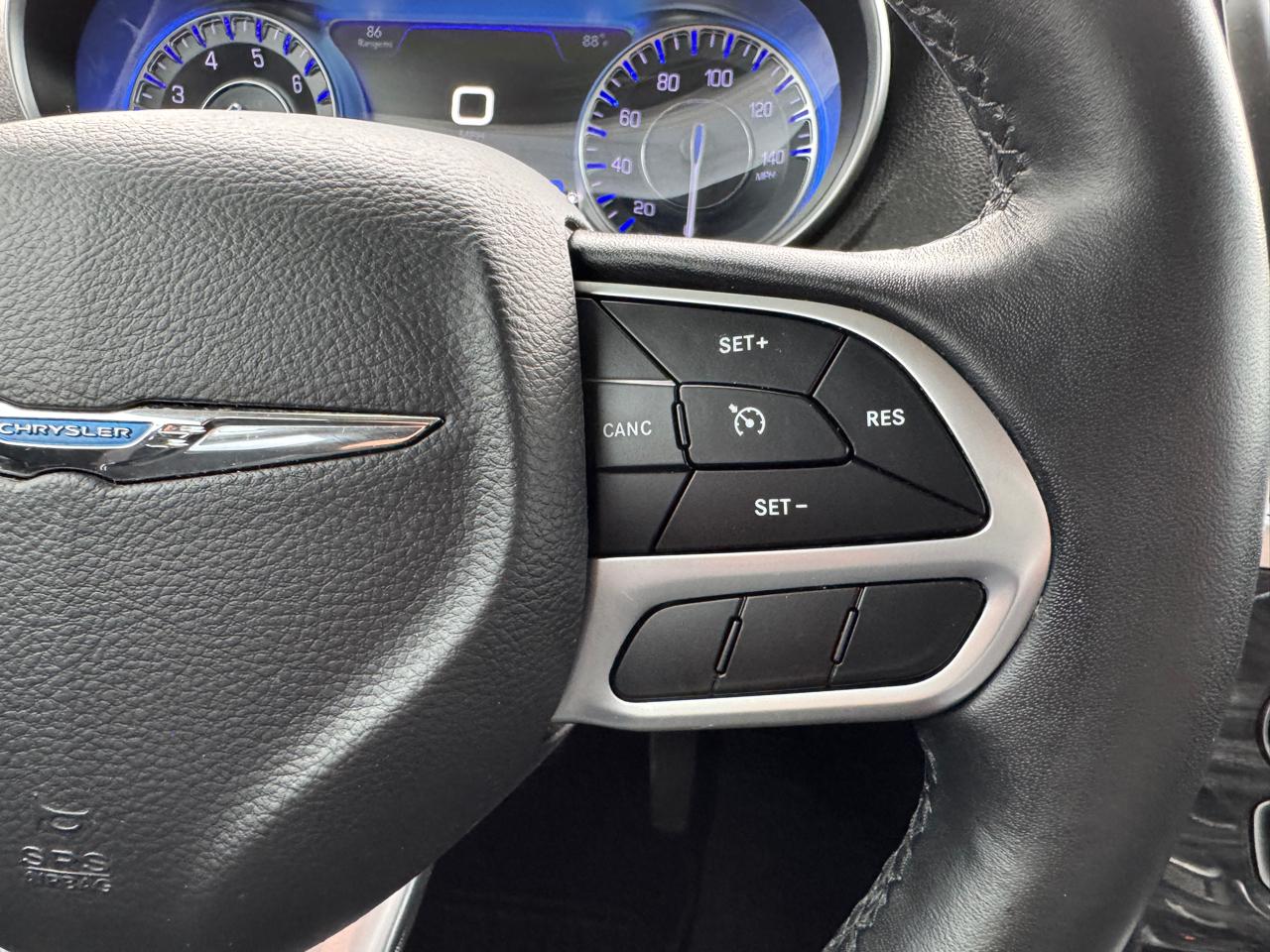 Chrysler 300 Touring RWD 2019