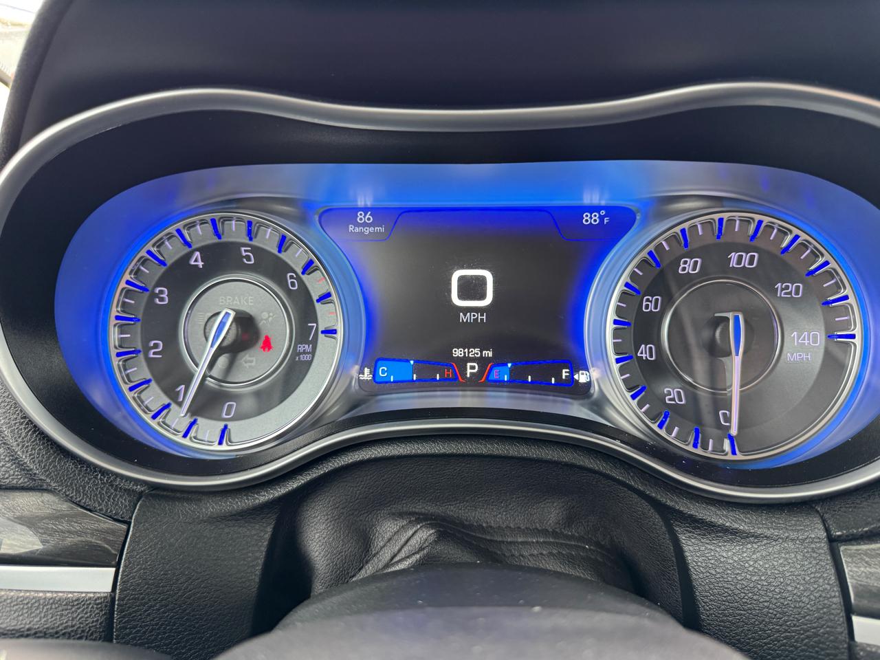 Chrysler 300 Touring RWD 2019