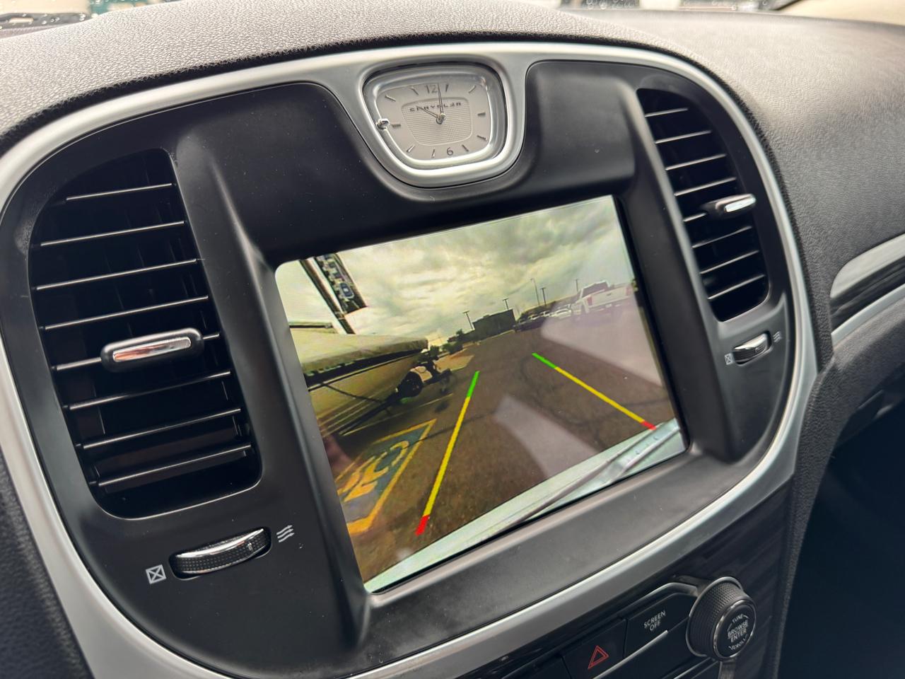 Chrysler 300 Touring RWD 2019