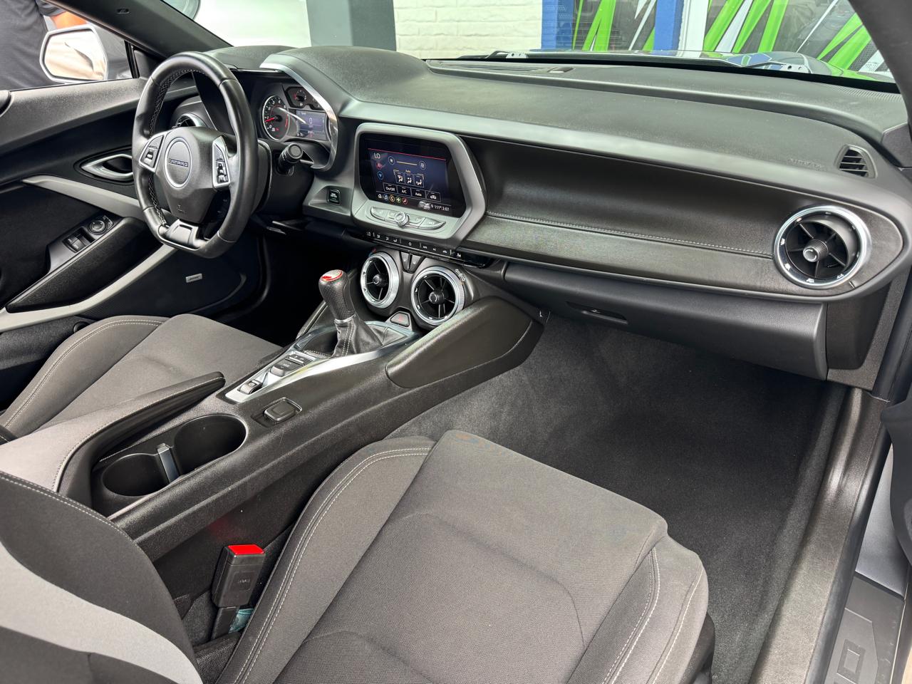 Chevrolet Camaro 2dr Cpe LT1 2022