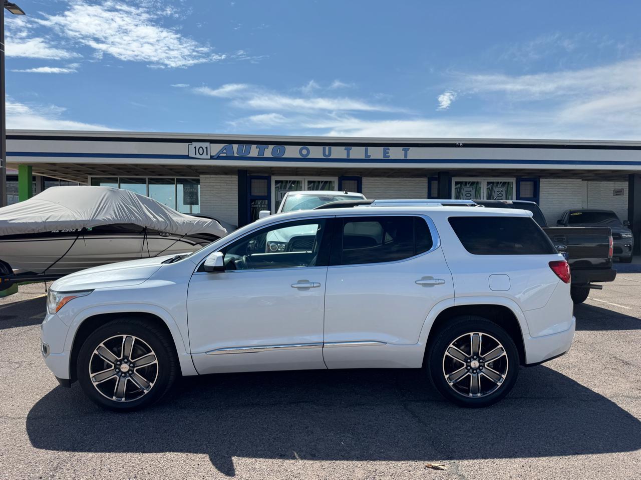 GMC Acadia AWD 4dr Denali 2017