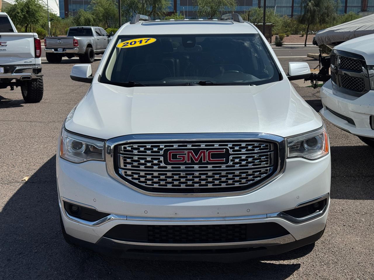 GMC Acadia AWD 4dr Denali 2017