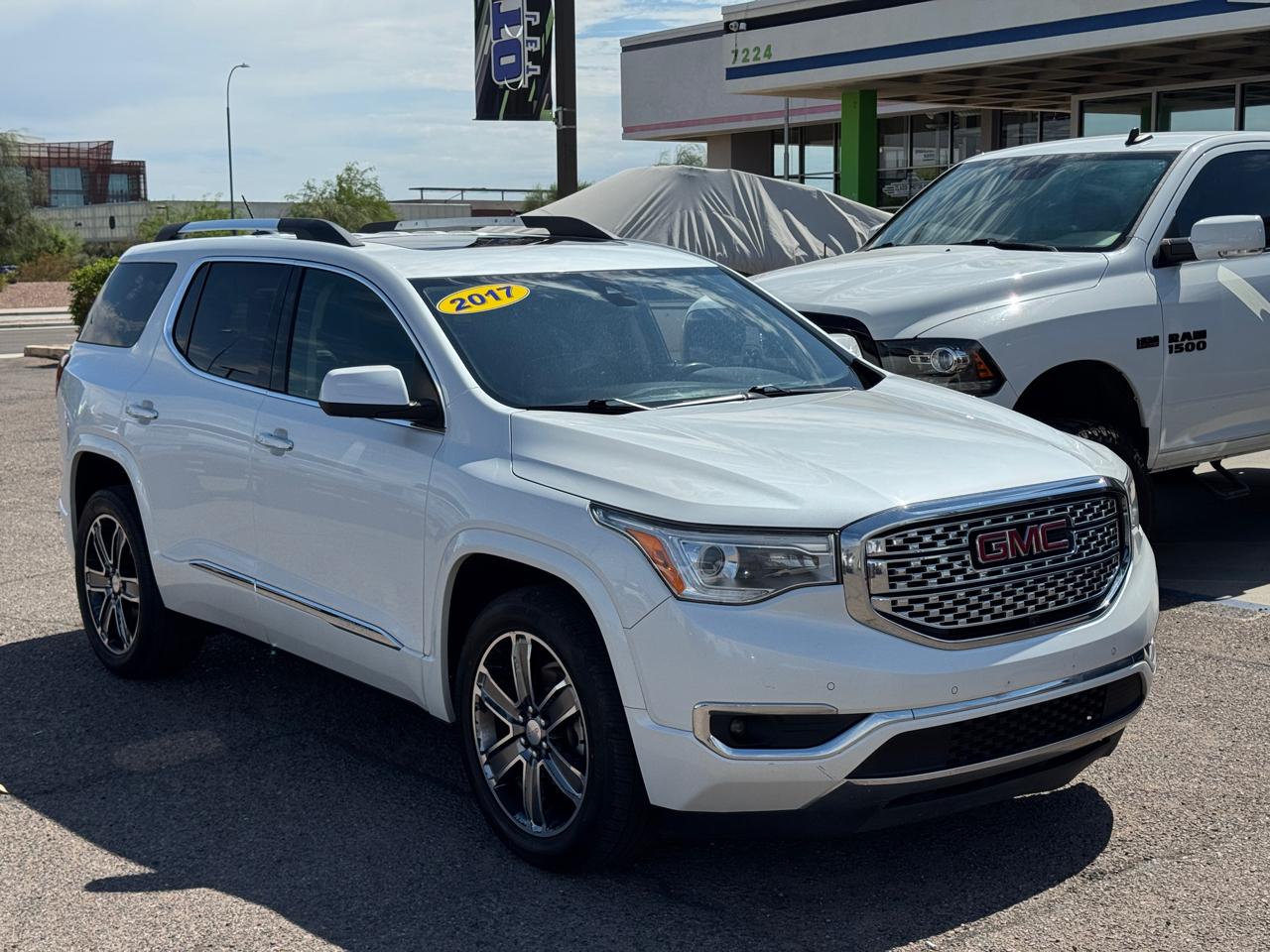GMC Acadia AWD 4dr Denali 2017