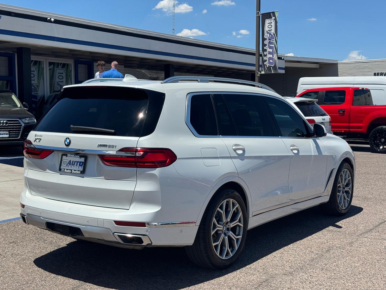 BMW X7 xDrive50i Sports Activity Vehicle 2019