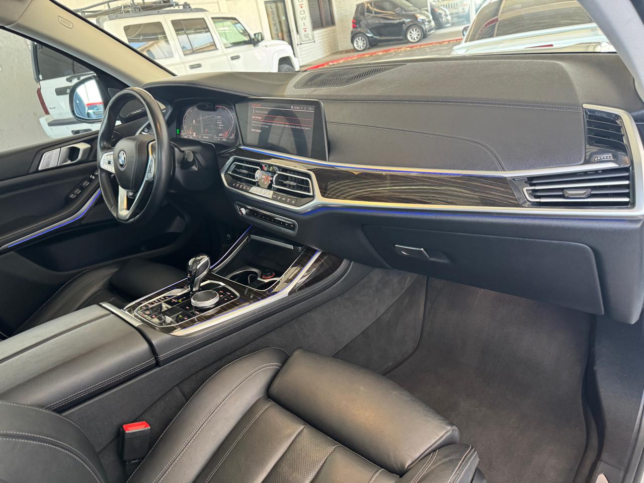 BMW X7 xDrive50i Sports Activity Vehicle 2019