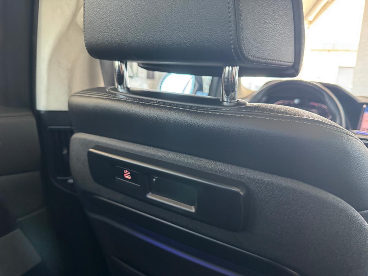 BMW X7 xDrive50i Sports Activity Vehicle 2019