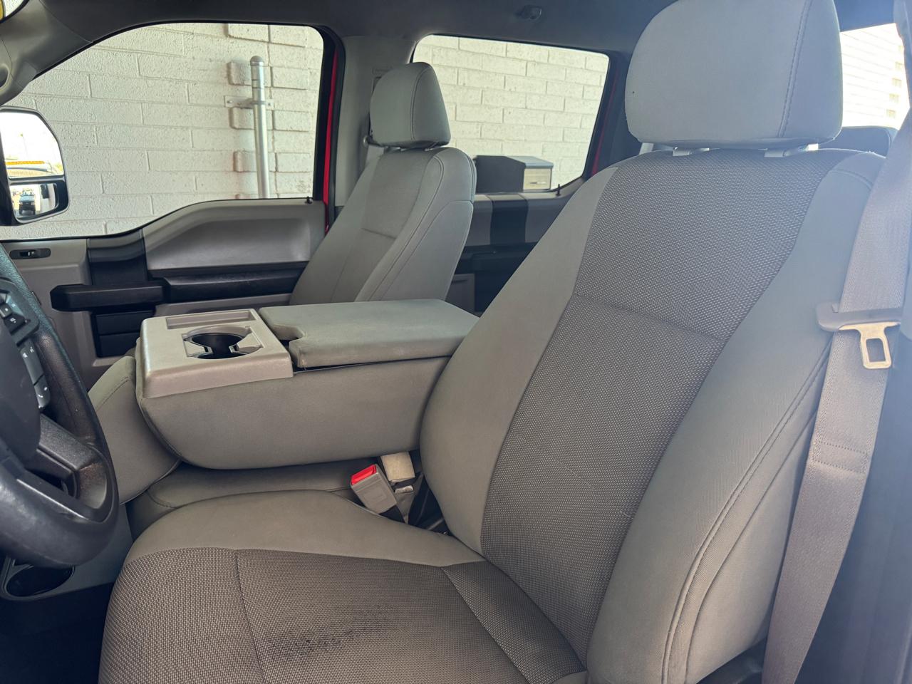 Ford Super Duty F-250 SRW XLT 4WD SuperCab 6.75' Box 2019