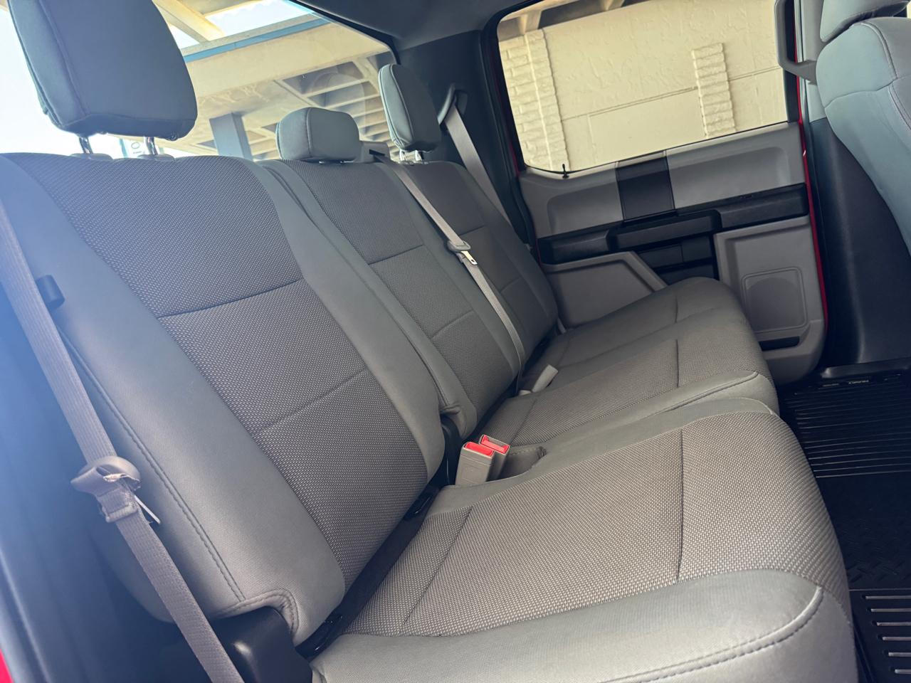 Ford Super Duty F-250 SRW XLT 4WD SuperCab 6.75' Box 2019