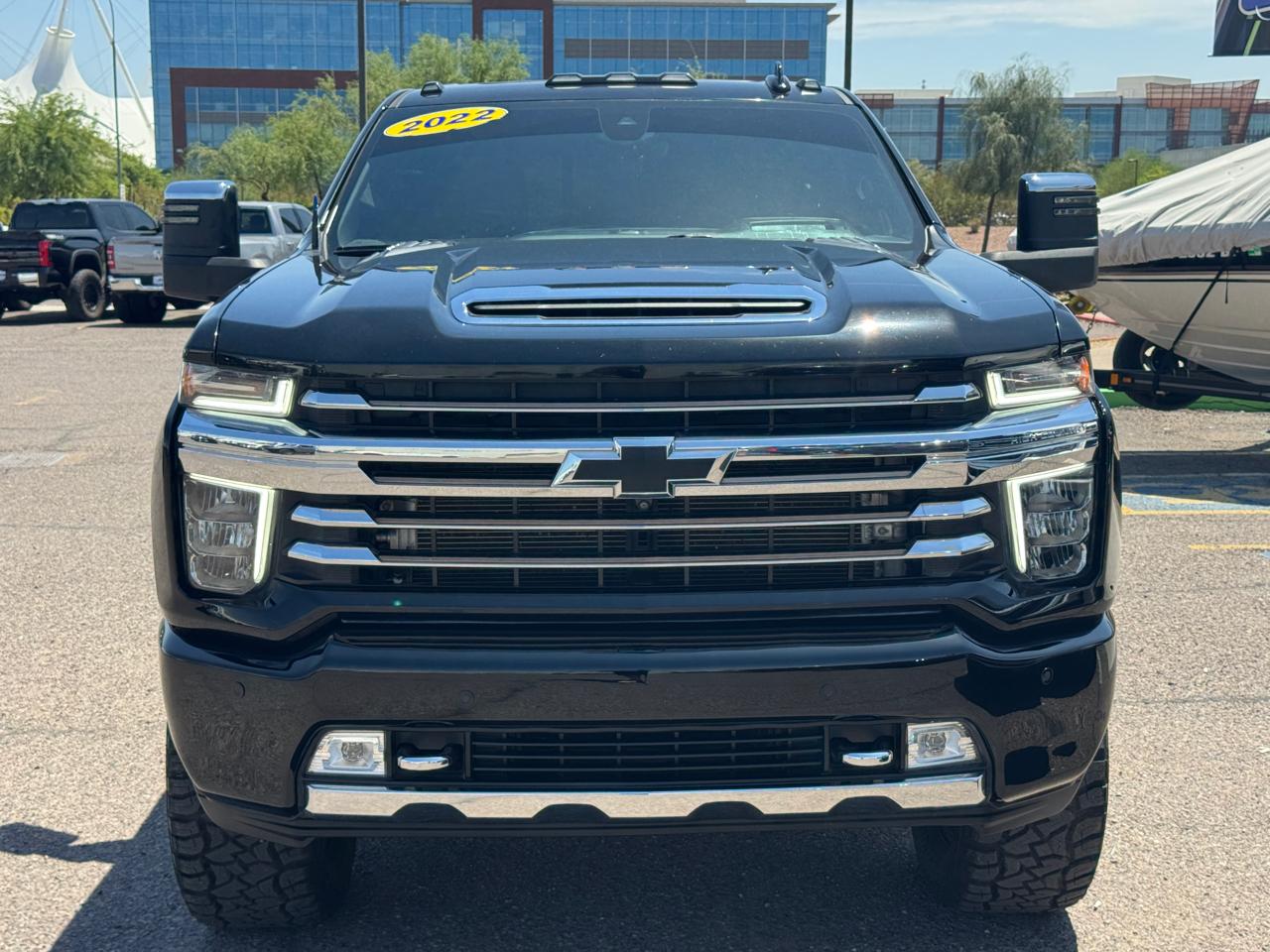 Chevrolet Silverado 3500HD 4WD Crew Cab 172" High Country 2022