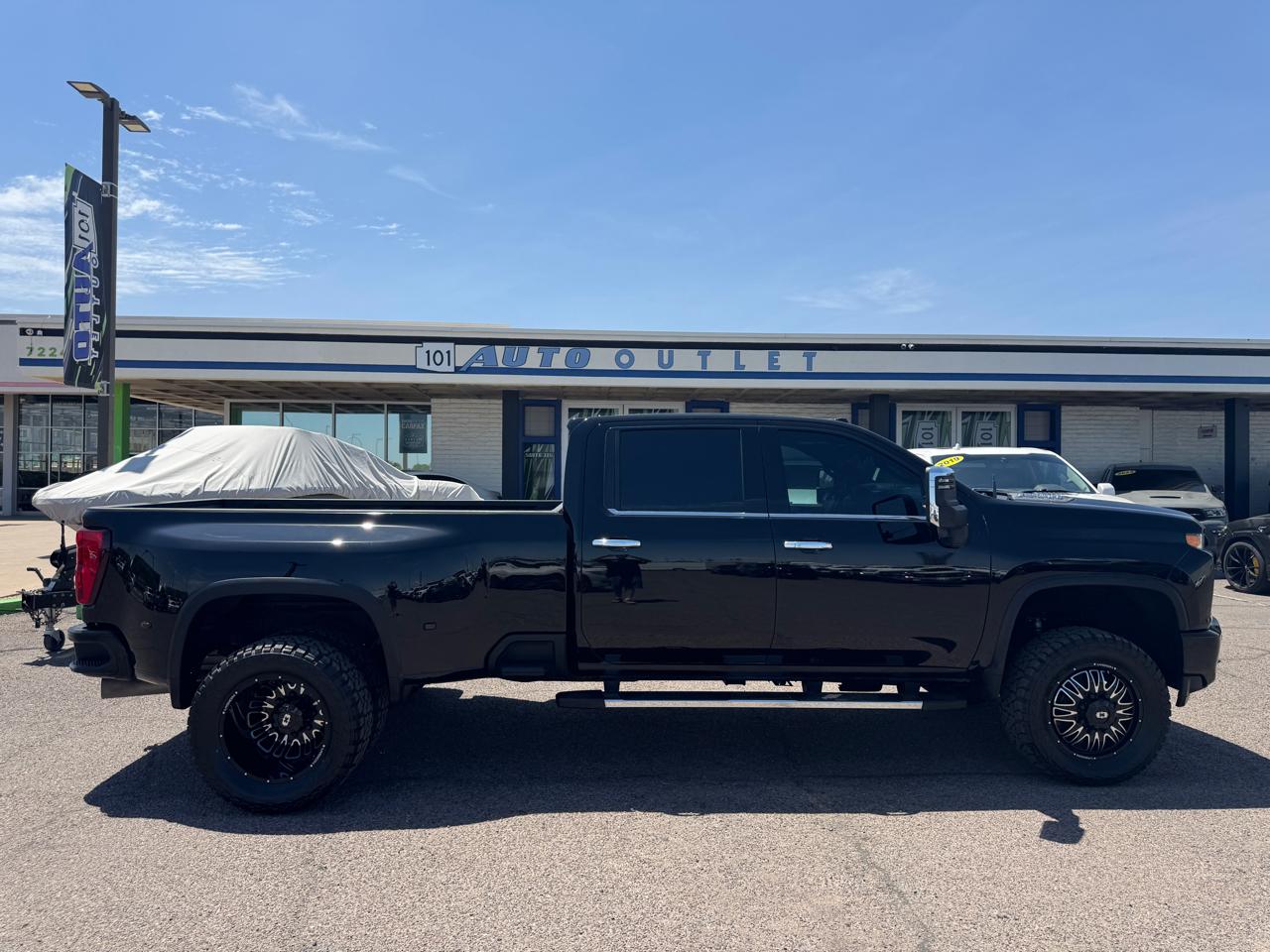 Chevrolet Silverado 3500HD 4WD Crew Cab 172" High Country 2022