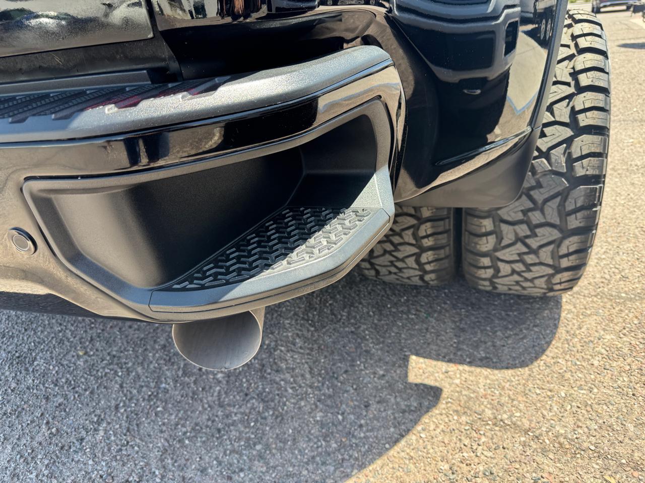 Chevrolet Silverado 3500HD 4WD Crew Cab 172" High Country 2022