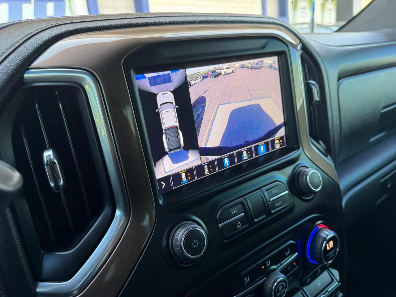 Chevrolet Silverado 3500HD 4WD Crew Cab 172" High Country 2022
