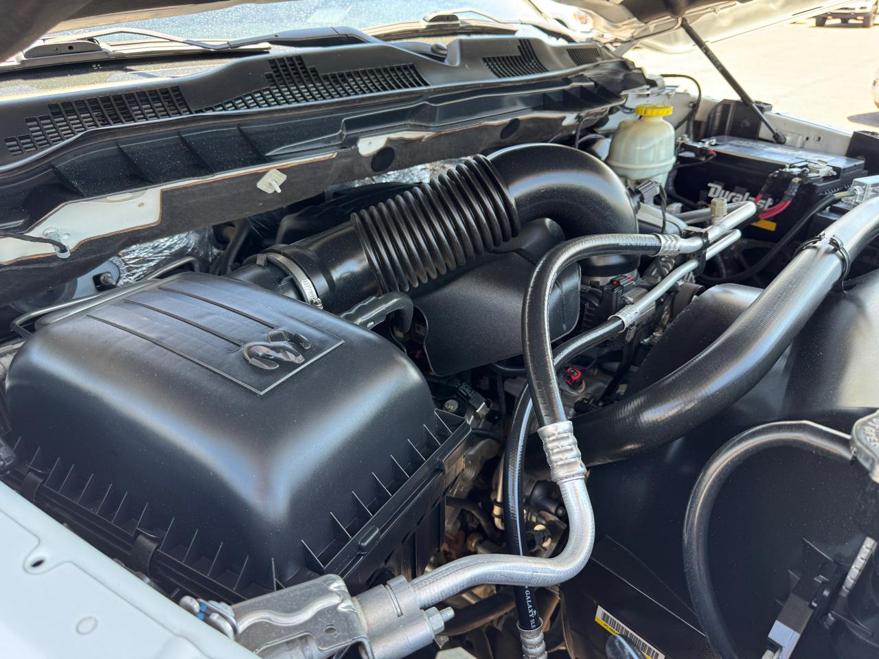 RAM 1500 Night 4x2 Regular Cab 6'4" Box 2017