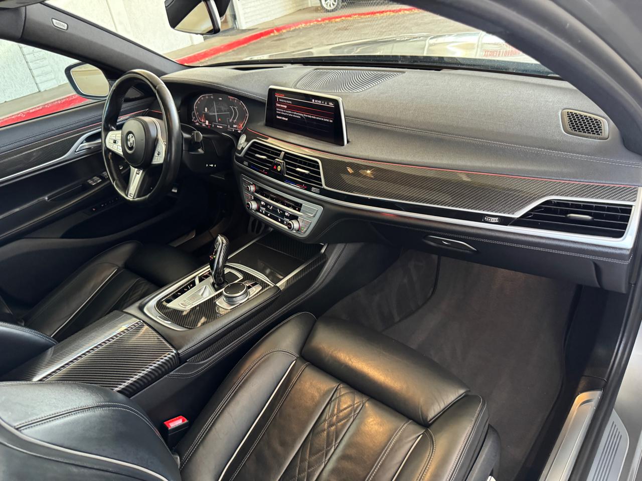 BMW 7 Series 740i Sedan 2020
