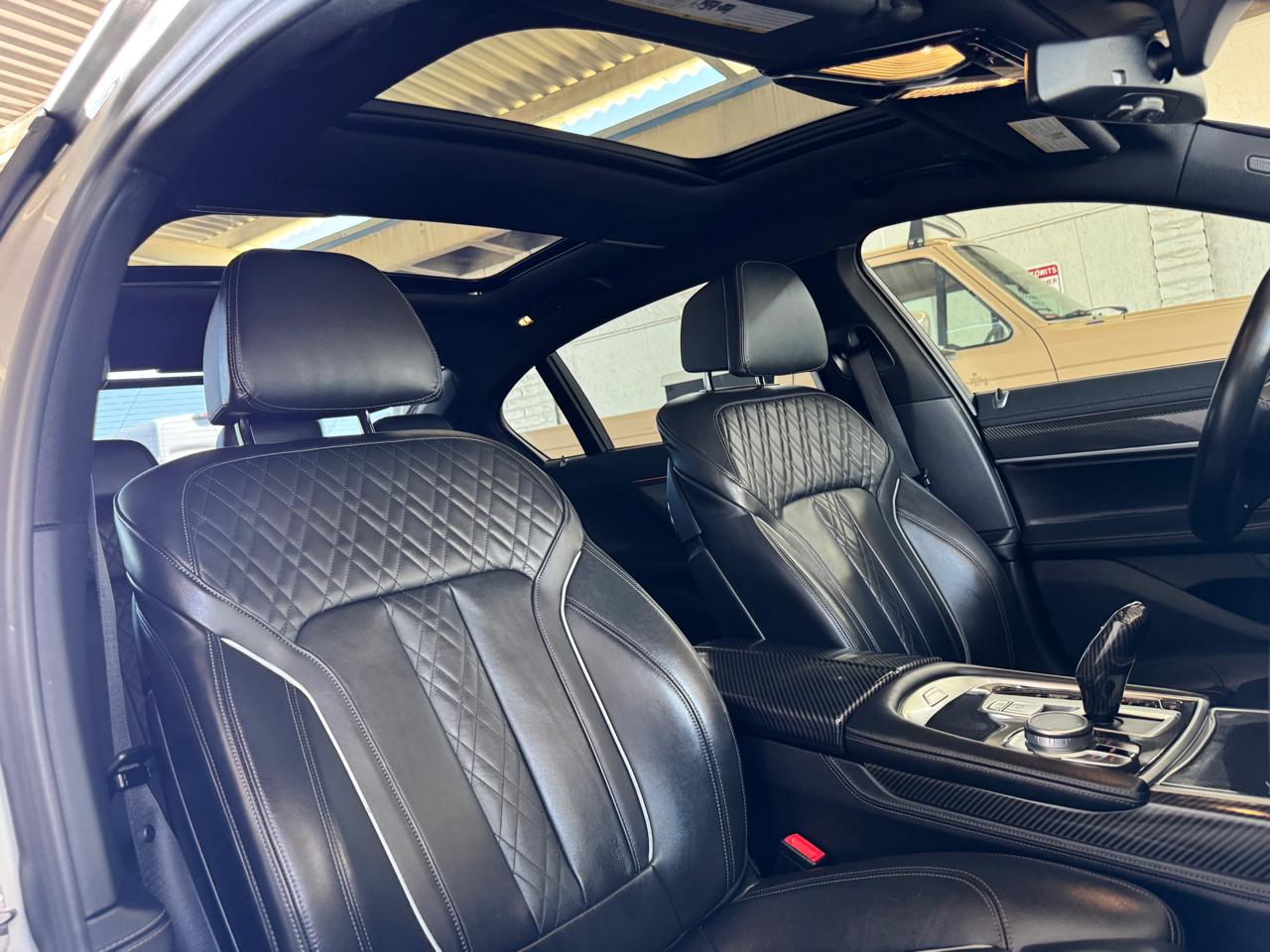 BMW 7 Series 740i Sedan 2020