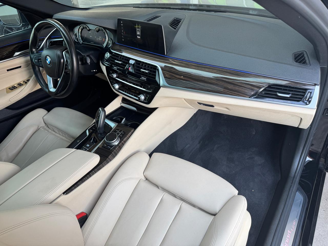 BMW 5 Series 530i Sedan 2018