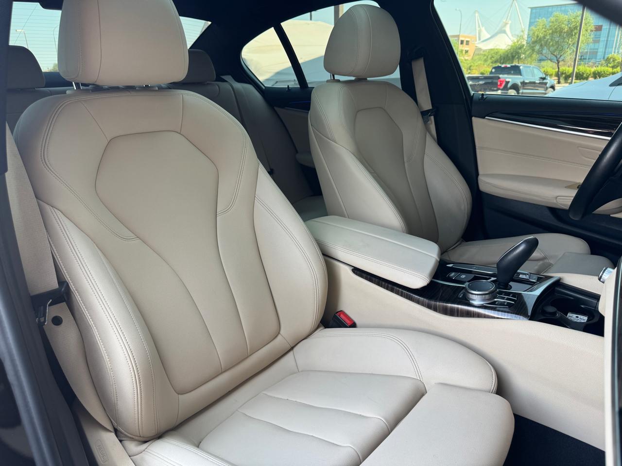 BMW 5 Series 530i Sedan 2018