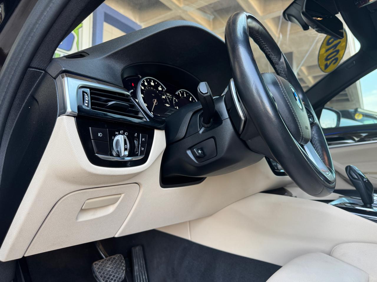 BMW 5 Series 530i Sedan 2018