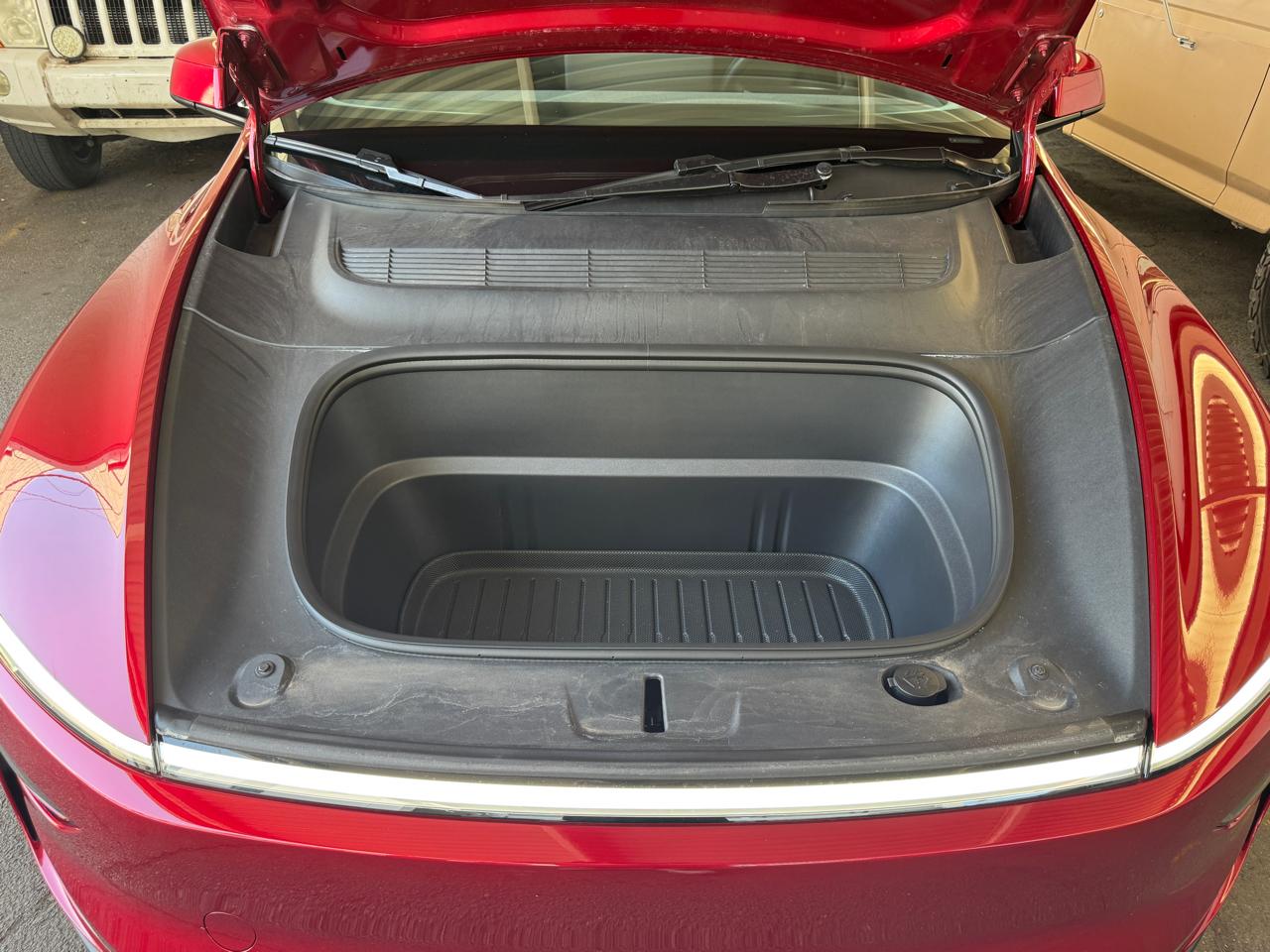 Tesla Model Y Long Range AWD 2026
