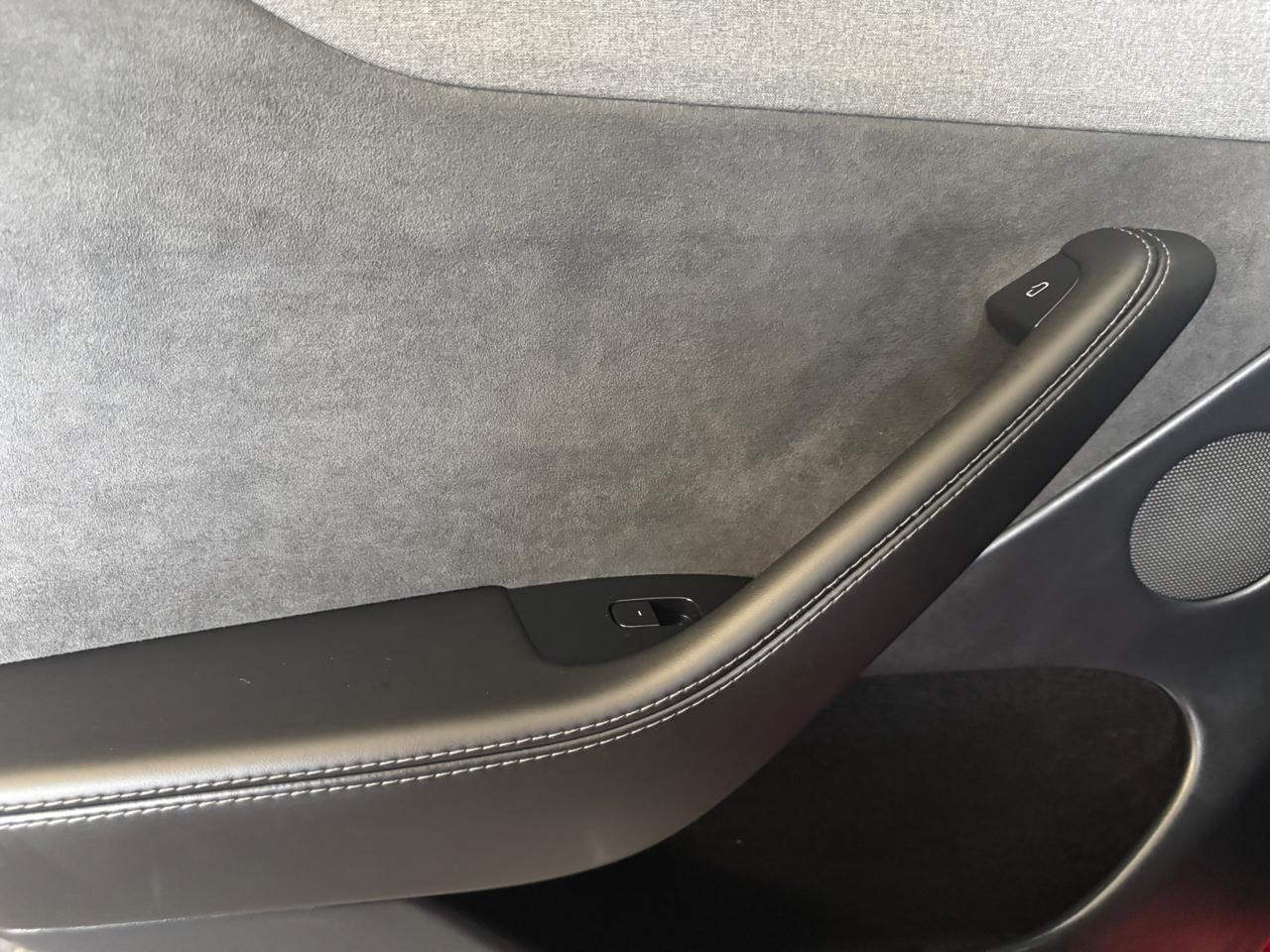 Tesla Model Y Long Range AWD 2026