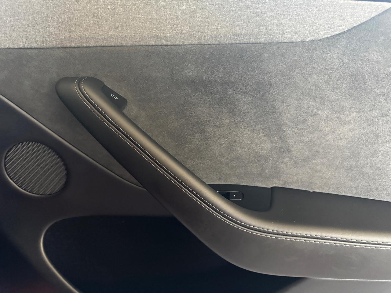 Tesla Model Y Long Range AWD 2026