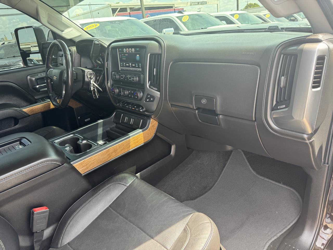 Chevrolet Silverado 2500HD 4WD Crew Cab 153.7" LTZ 2018