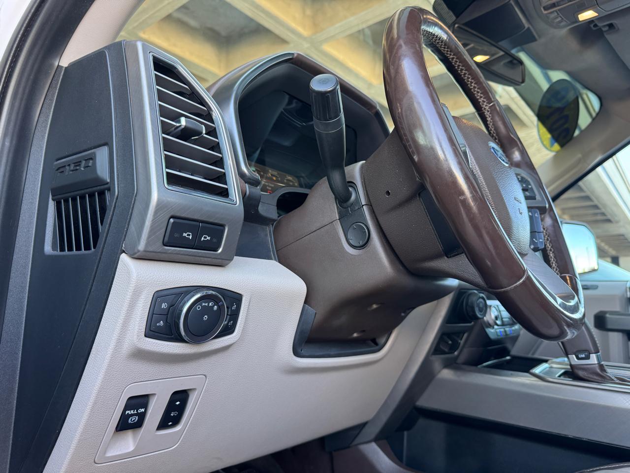 Ford F-150 Limited 4WD SuperCrew 5.5' Box 2019
