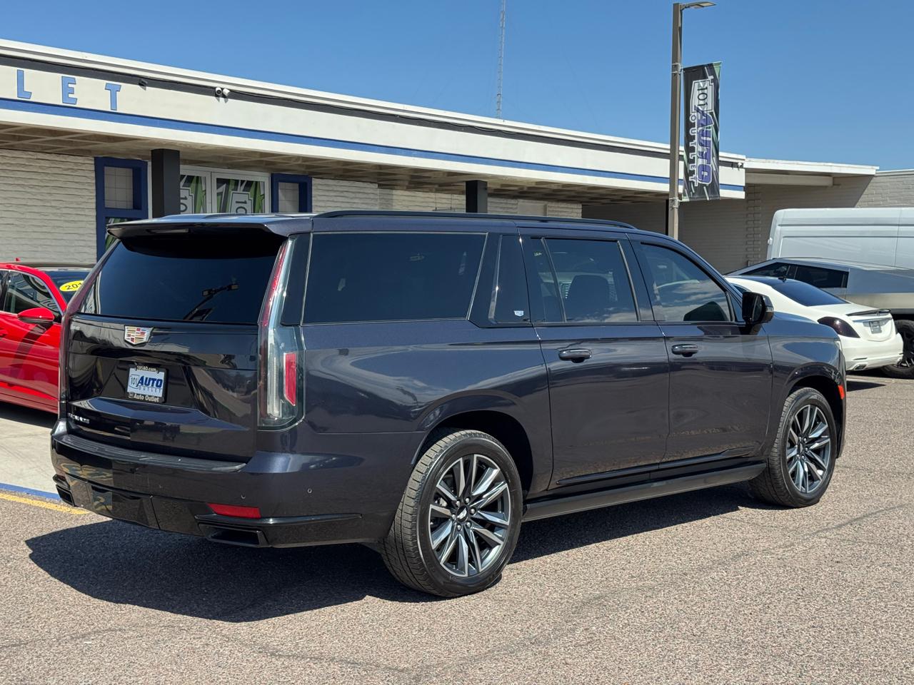 Cadillac Escalade ESV 4WD 4dr Sport 2022