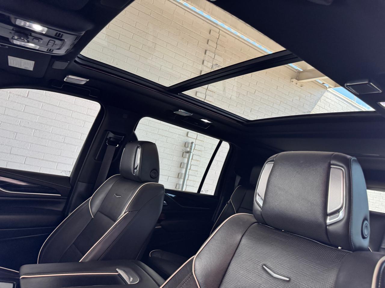 Cadillac Escalade ESV 4WD 4dr Sport 2022