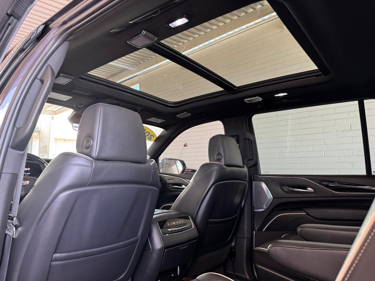 Cadillac Escalade ESV 4WD 4dr Sport 2022