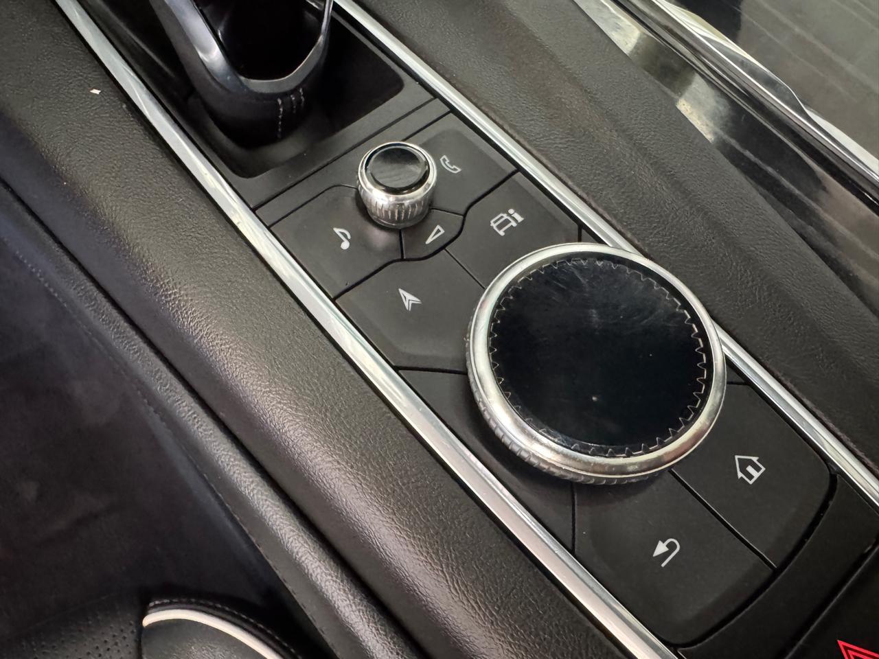 Cadillac Escalade ESV 4WD 4dr Sport 2022