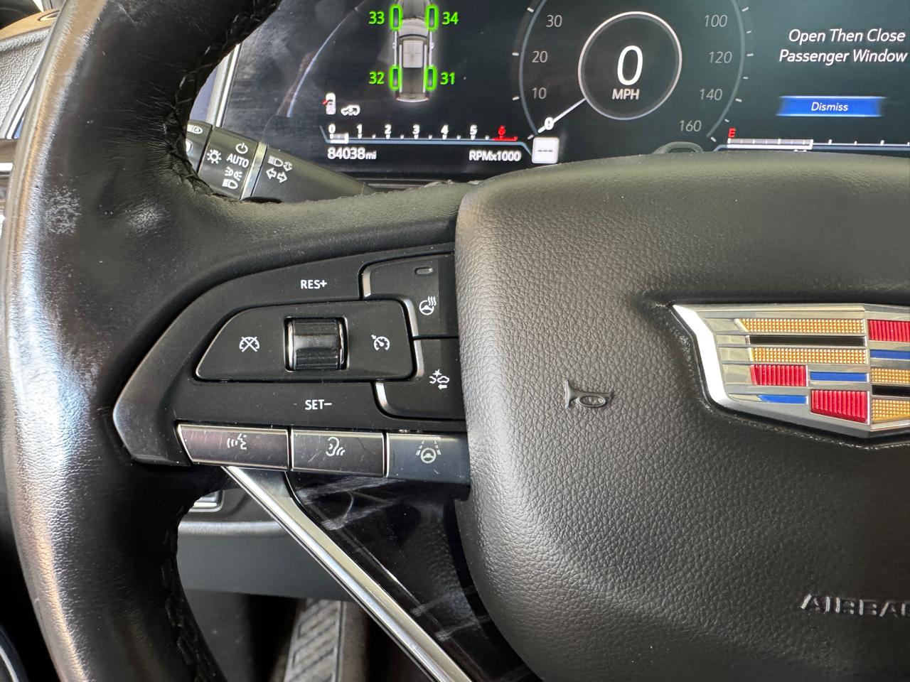 Cadillac Escalade ESV 4WD 4dr Sport 2022