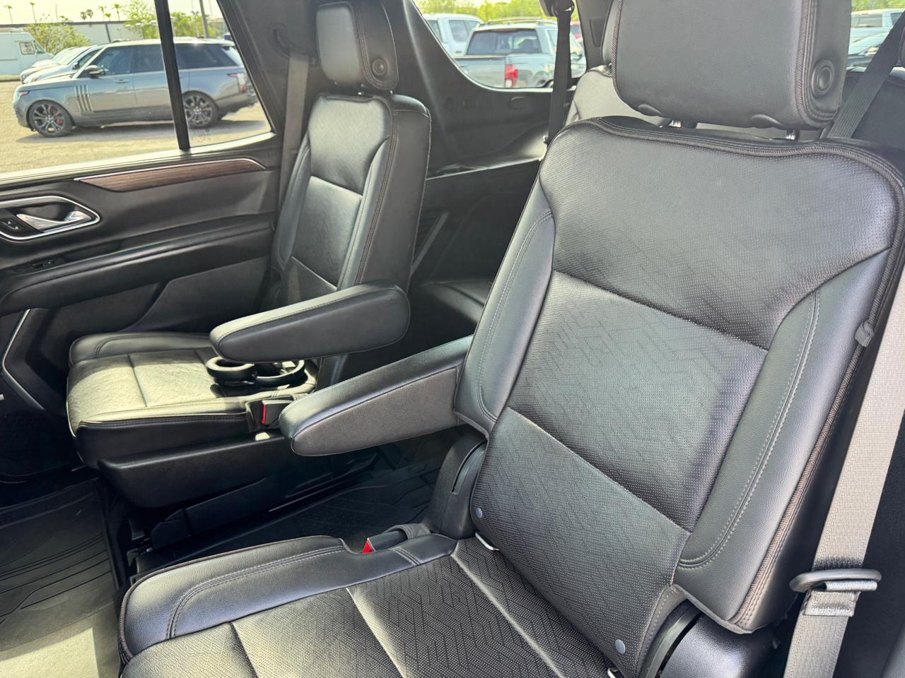 Chevrolet Tahoe 4WD 4dr High Country 2021