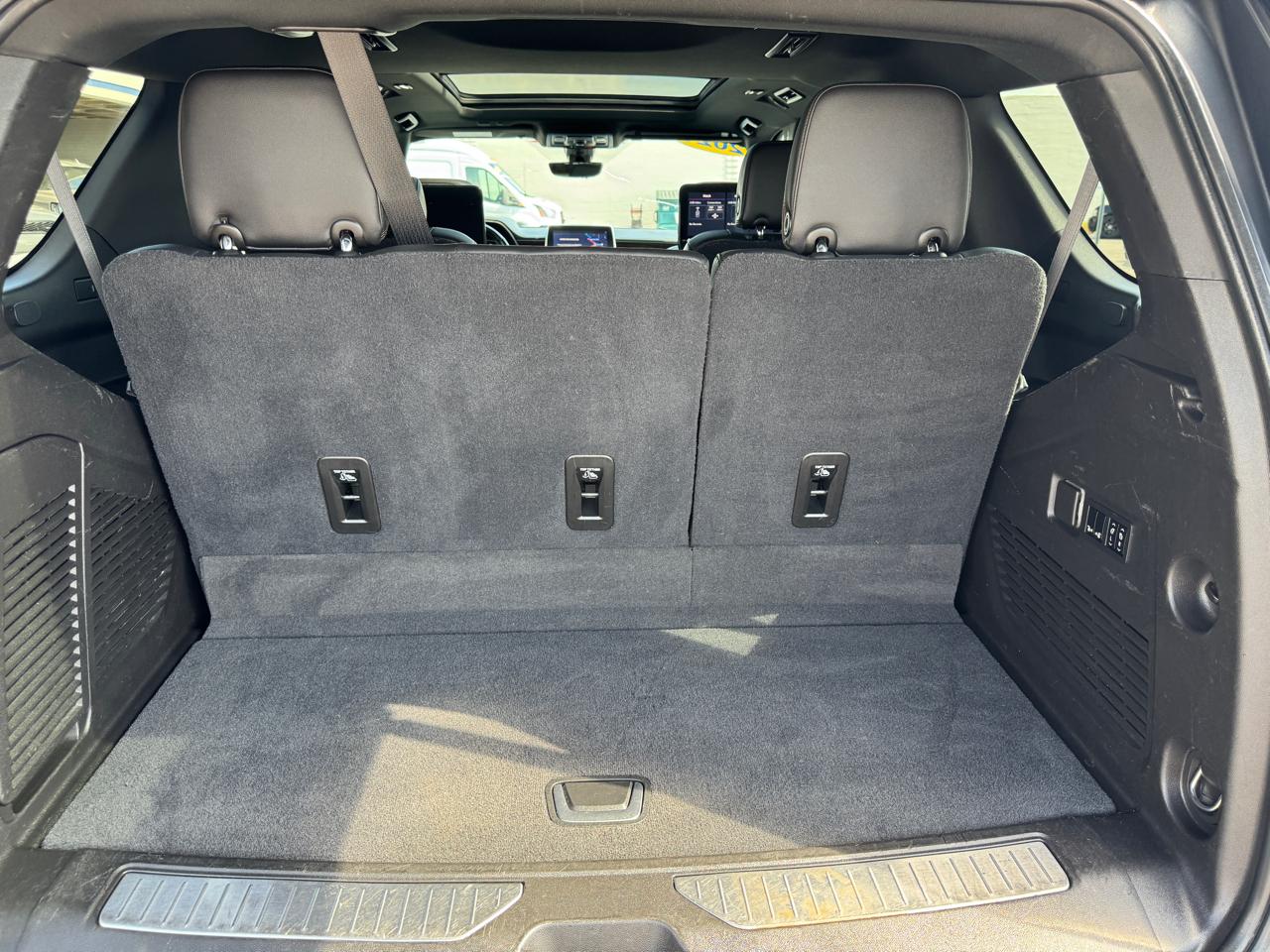 Chevrolet Tahoe 4WD 4dr High Country 2021