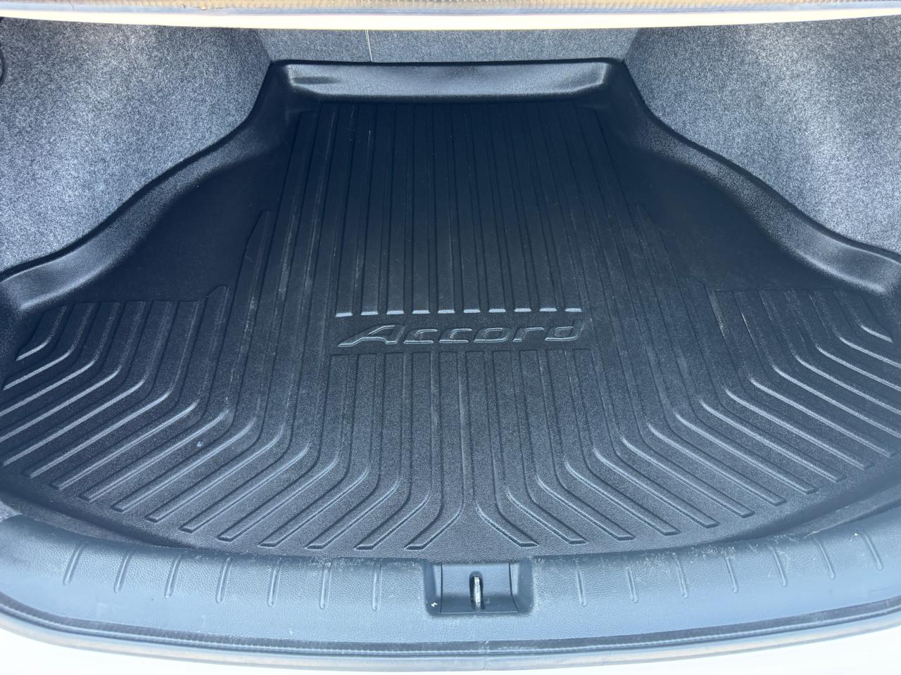 Honda Accord Sedan 4dr V6 Auto EX-L w/Navi & Honda Sensing 2016